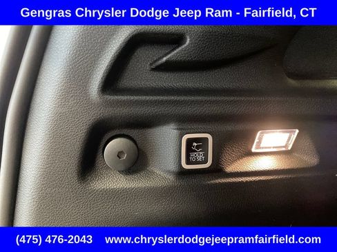 Certified 2024 Jeep Grand Cherokee L Limited AWD/4WD image 37