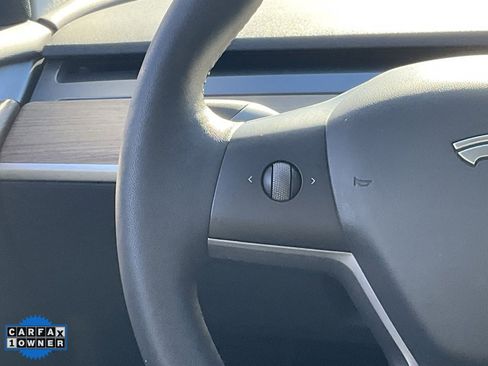 Used 2023 Tesla Model 3 Standard Range image 39