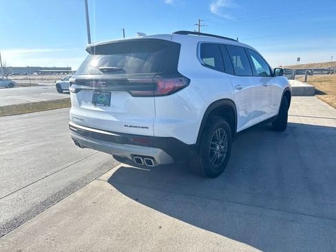 Certified 2025 GMC Acadia Elevation image 3