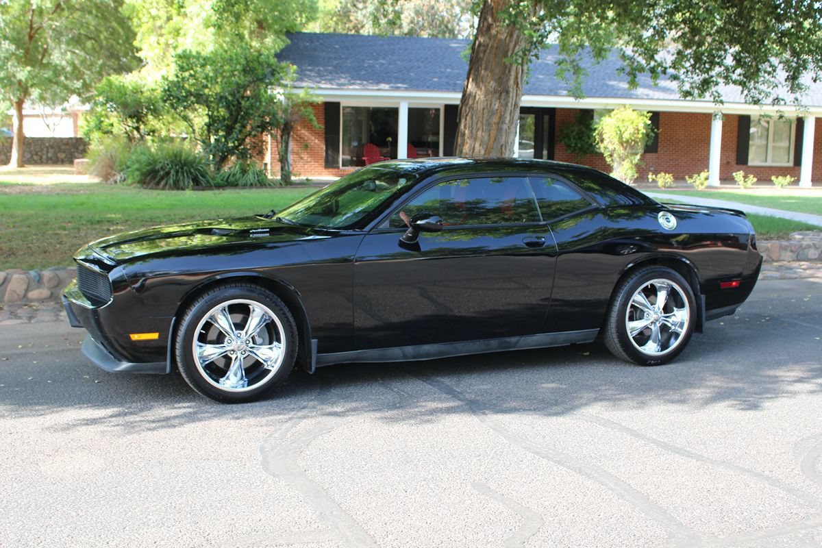 Used 2013 Dodge Challenger R/T Plus RWD image 27