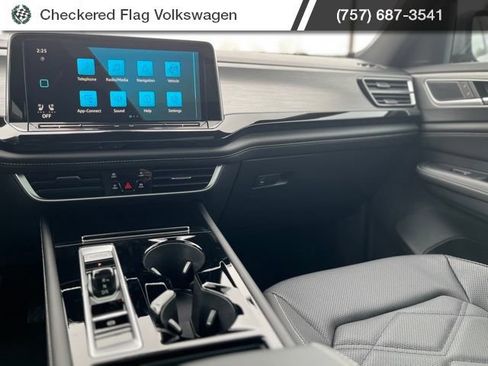 New 2026 Volkswagen Atlas Cross Sport SE AWD/4WD image 30