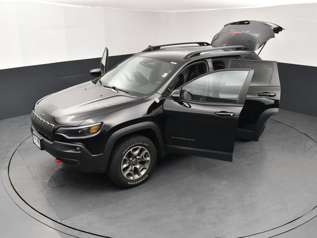 Used 2022 Jeep Cherokee Trailhawk w/ Trailer Tow Group AWD/4WD image 27