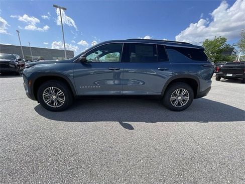 New 2025 Chevrolet Traverse LT w/ Enhanced Driving Package image 10