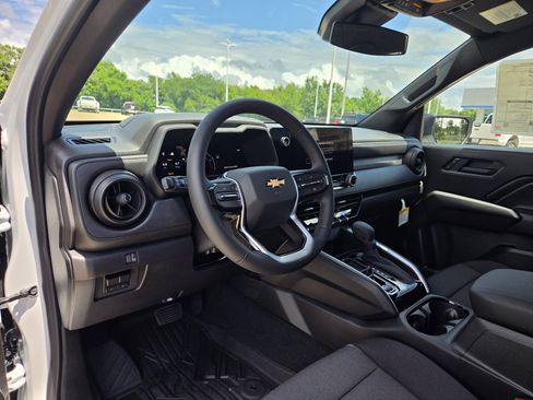 New 2026 Chevrolet Colorado W/T w/ WT Custom Package RWD image 9
