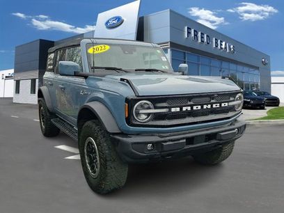 Certified 2022 Ford Bronco Outer Banks w/ Sasquatch Package