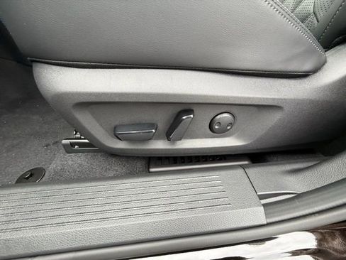 New 2026 Nissan Rogue Platinum w/ Platinum Premium Package image 13