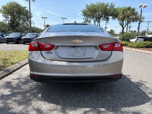Used 2023 Chevrolet Malibu LT w/ Driver Confidence Package FWD image 5
