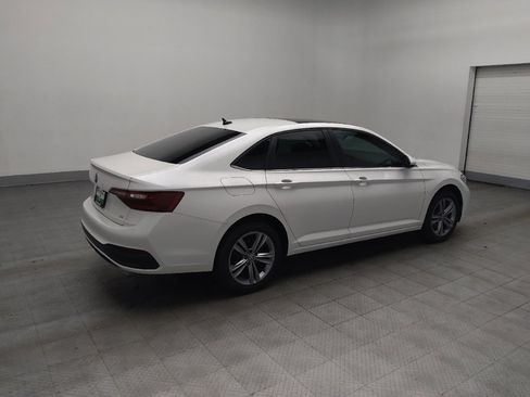 Used 2023 Volkswagen Jetta SE w/ Panoramic Sunroof Package image 10