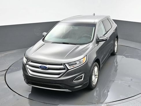 Used 2018 Ford Edge SEL AWD/4WD image 19
