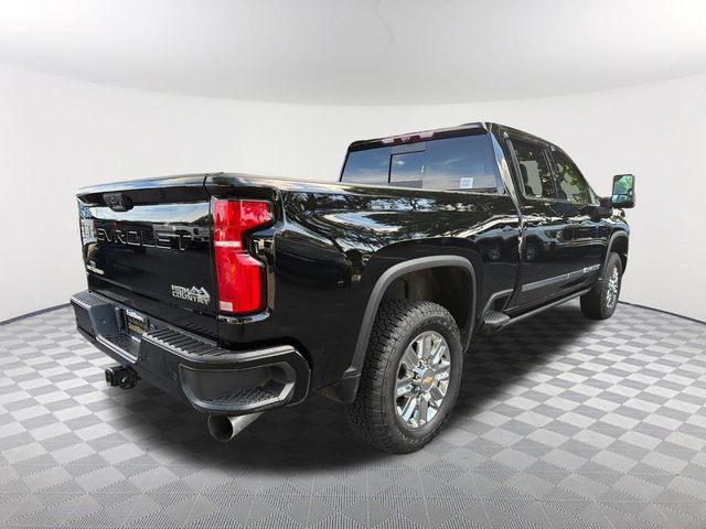 Used 2024 Chevrolet Silverado 2500 High Country w/ High Country Premium Package AWD/4WD image 5