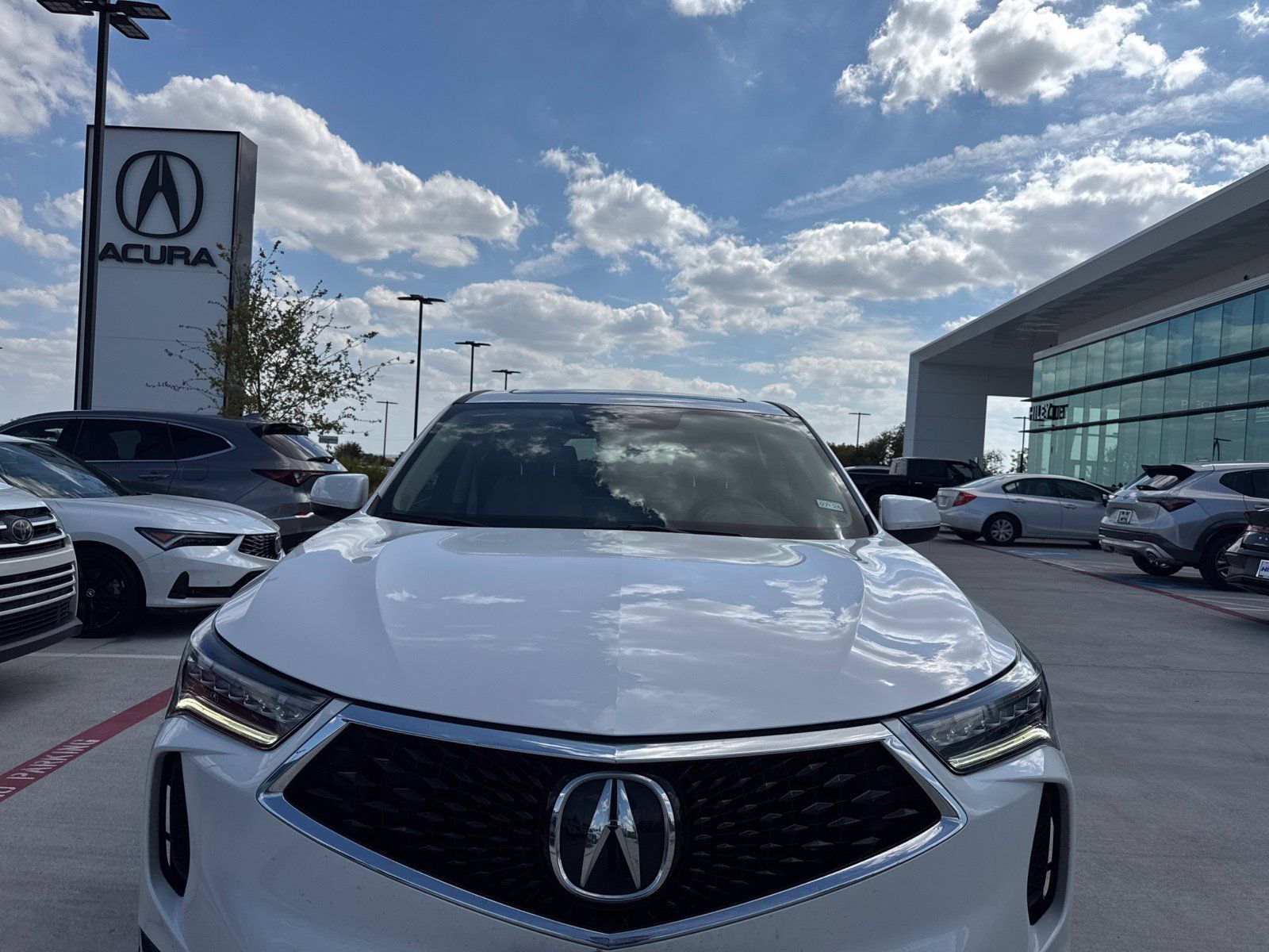Used 2024 Acura RDX SH-AWD image 2