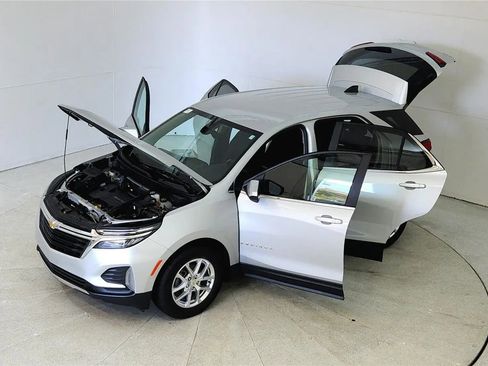Used 2022 Chevrolet Equinox LT image 49