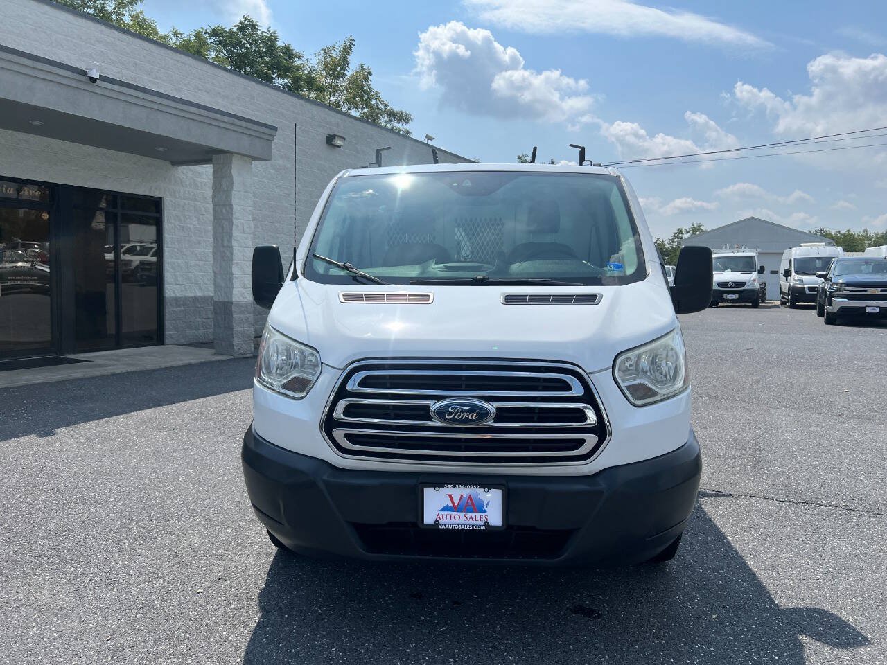 Used 2017 Ford Transit 350 148 Low Roof w/ Exterior Upgrade Package RWD image 26