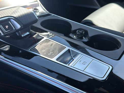 New 2026 Audi RS 6 performance image 21