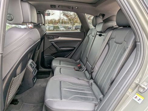 Used 2025 Audi Q5 2.0T Premium image 27
