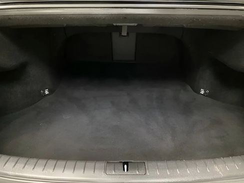 Used 2015 Hyundai Genesis 3.8 RWD image 12