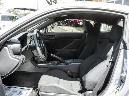 Used 2025 Toyota GR86 RWD image 22