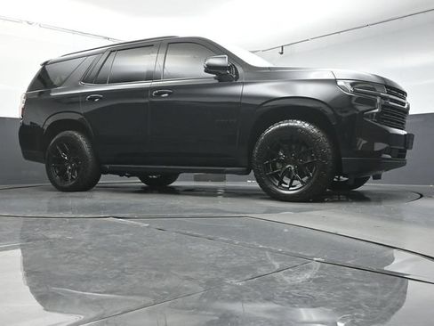 Used 2022 Chevrolet Tahoe RST w/ Luxury Package AWD/4WD image 41