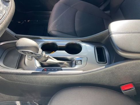 Used 2024 Chevrolet Malibu LT image 16