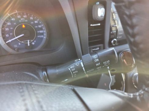 Used 2019 Toyota Sienna Limited Premium image 20