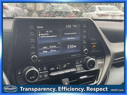 Certified 2022 Toyota Highlander XLE image 62
