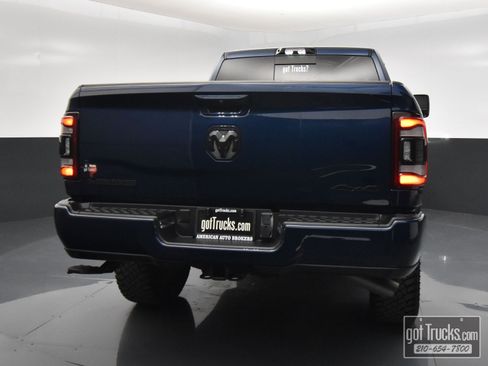 Used 2023 RAM 2500 Laramie w/ Night Edition AWD/4WD image 6
