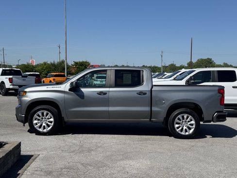Used 2020 Chevrolet Silverado 1500 Custom w/ Custom Value Package RWD image 11