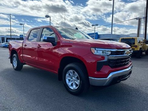 Used 2025 Chevrolet Silverado 1500 LT w/ Work Truck Package AWD/4WD image 7