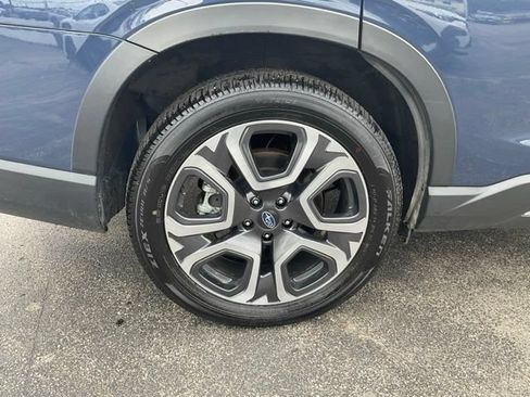 Used 2025 Subaru Ascent Touring AWD/4WD image 9