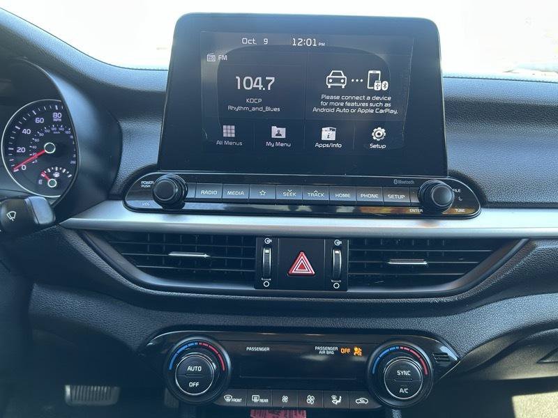 Used 2019 Kia Forte LXS FWD image 12