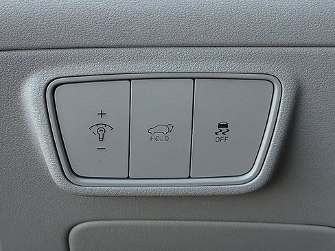 Certified 2024 Hyundai Tucson Limited FWD image 22