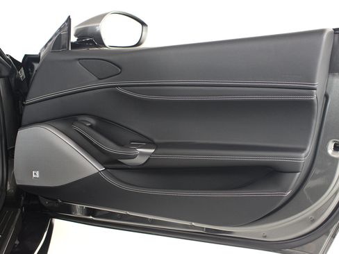 Certified 2023 Ferrari Portofino M RWD image 30
