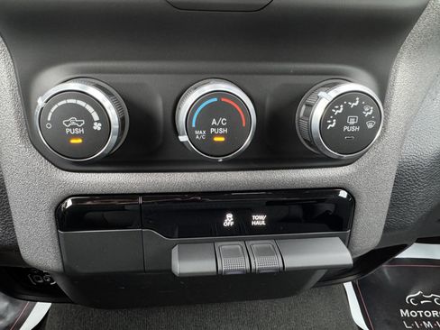 Used 2021 RAM 1500 Tradesman AWD/4WD image 22
