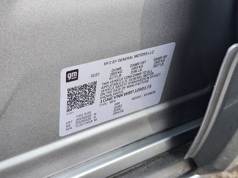 Used 2023 Chevrolet Traverse High Country AWD/4WD image 36