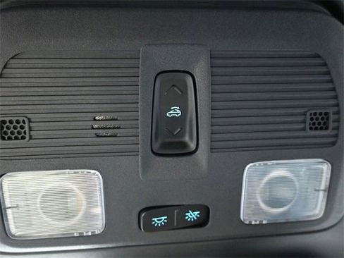 Used 2024 Ford Mustang GT Premium image 27