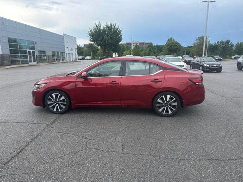 Used 2025 Nissan Sentra SV w/ SV Premium Package FWD image 8