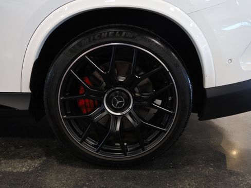 Used 2025 Mercedes-Benz GLC 63 AMG S w/ Driver Assistance Package image 12