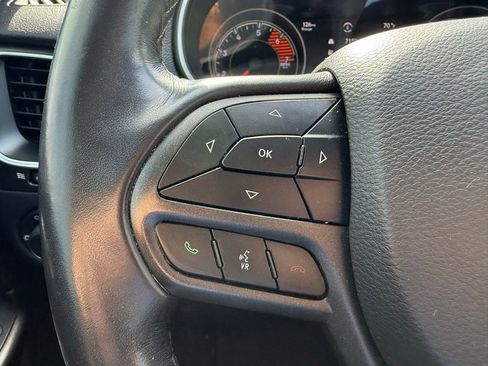 Used 2020 Jeep Cherokee Trailhawk w/ Comfort/Convenience Group AWD/4WD image 12
