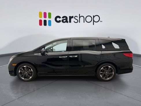 Used 2024 Honda Odyssey Elite image 2