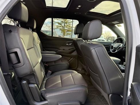 Used 2023 Chevrolet Traverse High Country w/ LPO, Floor Liner Package image 10