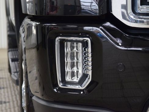 Used 2023 GMC Sierra 2500 Denali w/ Denali Ultimate Package image 14