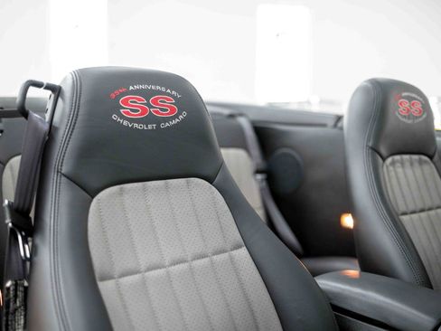 Used 2002 Chevrolet Camaro Z28 w/ SS Performance/Appearance Pkg RWD image 54