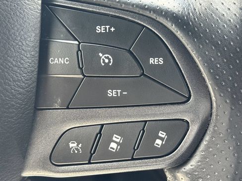 Used 2023 Dodge Durango GT AWD/4WD image 28