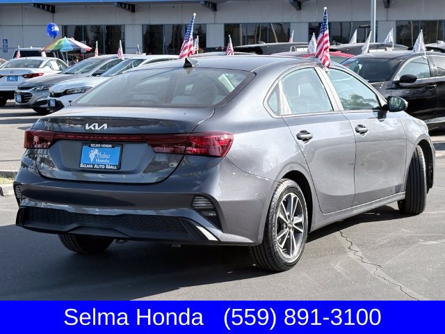 Used 2023 Kia Forte LXS FWD image 5