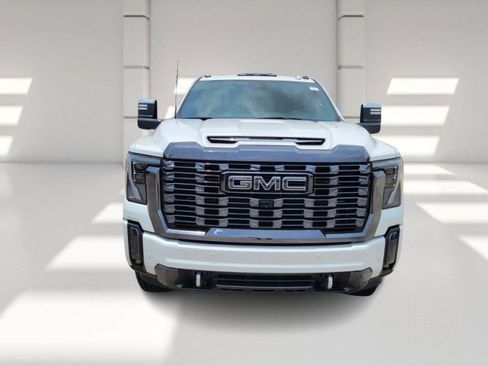 Used 2024 GMC Sierra 2500 Denali Ultimate AWD/4WD image 2