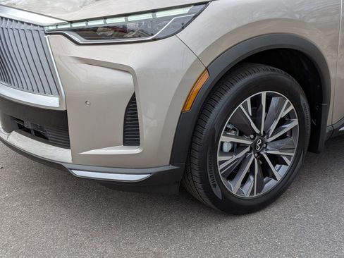New 2026 INFINITI QX60 Luxe image 10