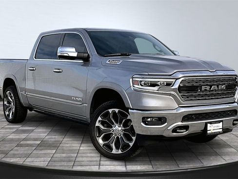 Used 2019 RAM 1500 Limited image 2