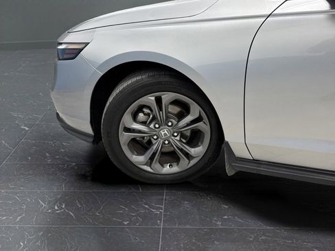 Used 2024 Honda Accord EX image 32