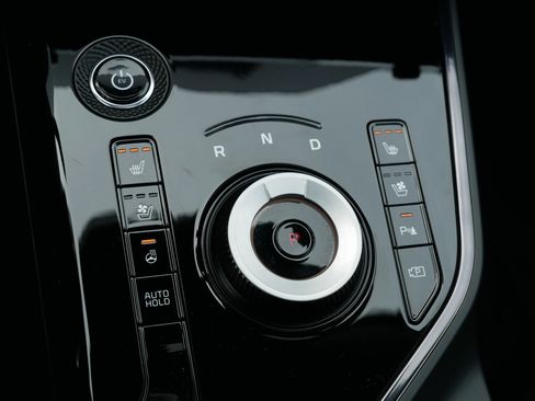 Certified 2024 Kia Niro Wave w/ Wave Preserve Package image 24