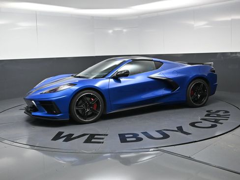 Used 2022 Chevrolet Corvette Stingray Premium Cpe w/ Z51 Performance Package RWD image 6